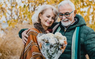 Why American Seniors Are Turning To Online Dating In 2022